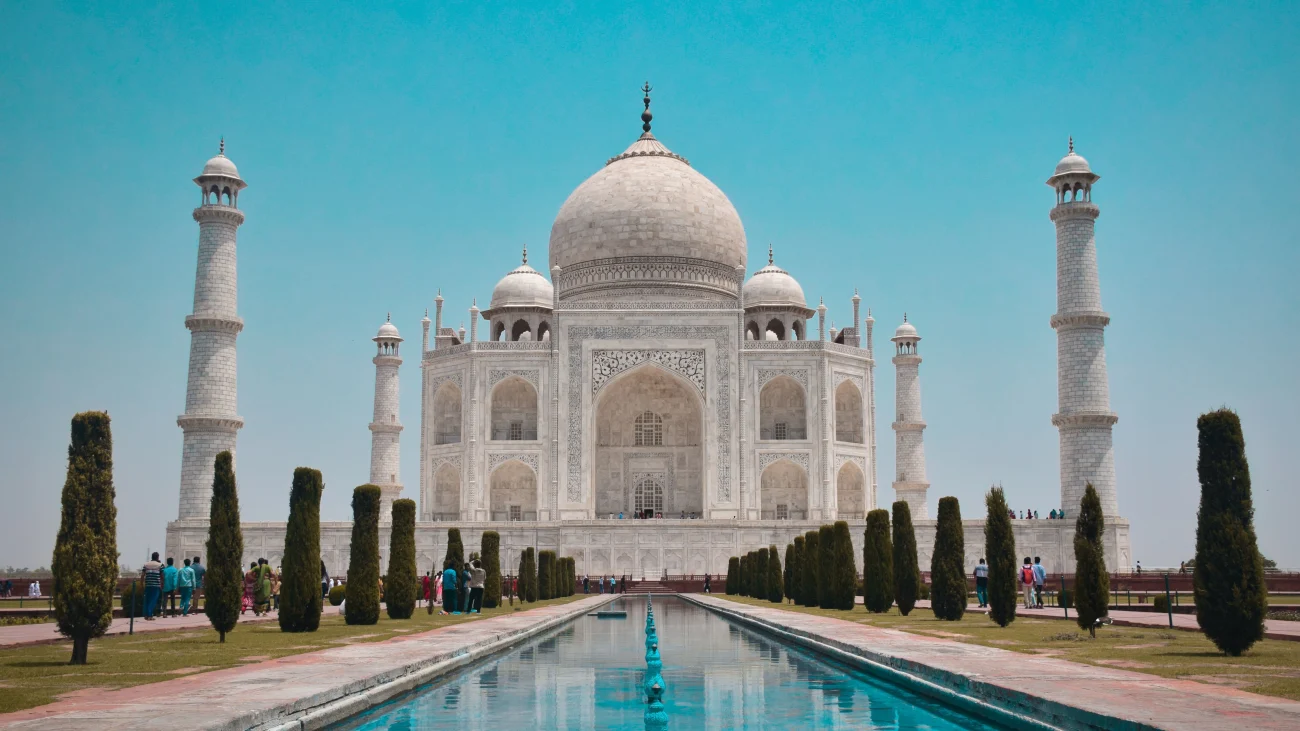 Delhi – Agra